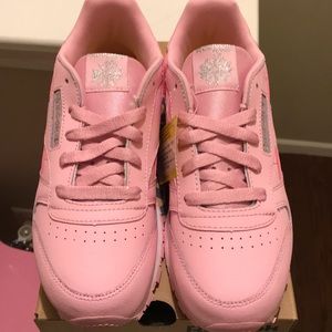 Girls PINK Reebok classics